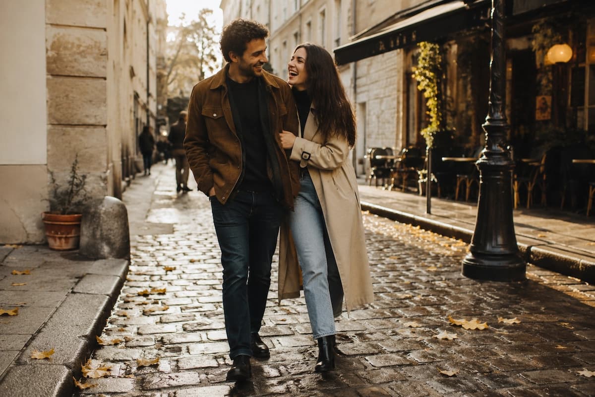 ChatGPT Image Prompts for cinematic couple photography